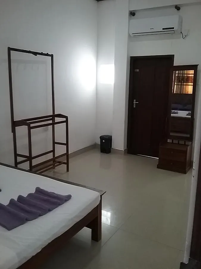 نيجومبو Yoho Bluray Beach Residence فندق مبيت وإفطار